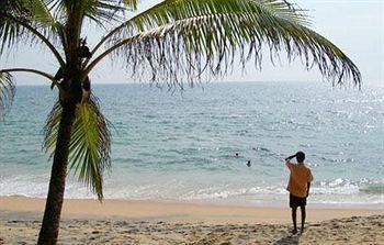 Ayur Bay Beach Resort Thiruvananthapuram Exterior photo